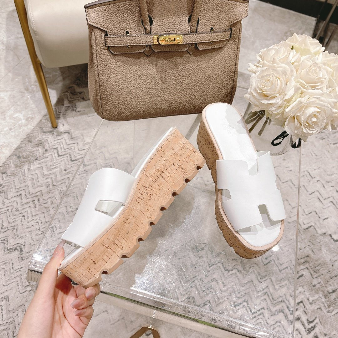 Hermes Eze 30 Sandal White