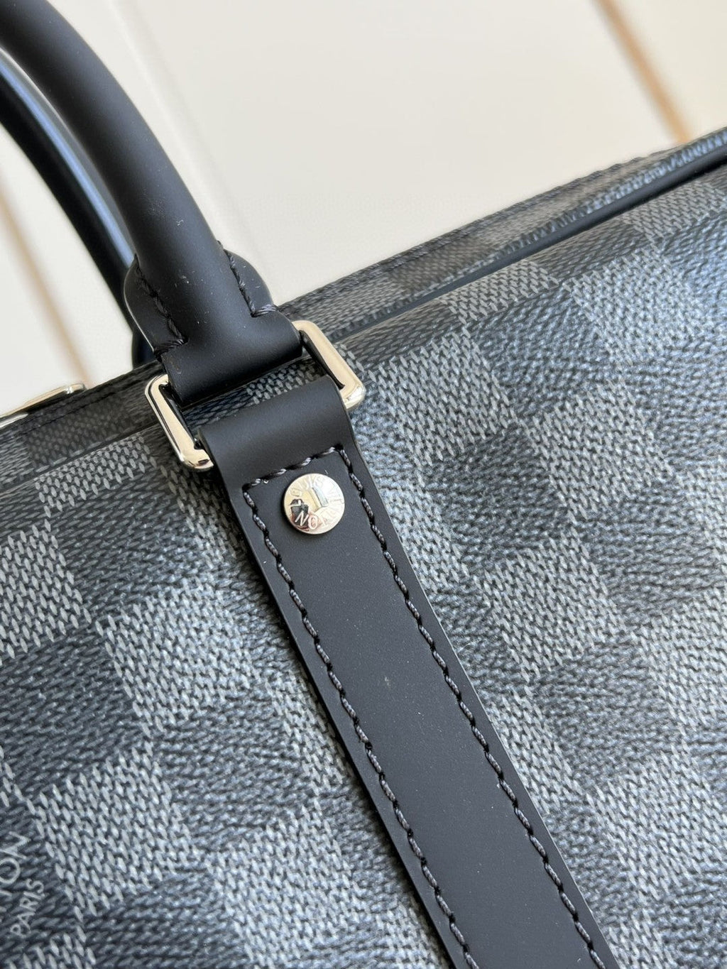 Louis Vuitton Porte Documents Voyage PM 35cm