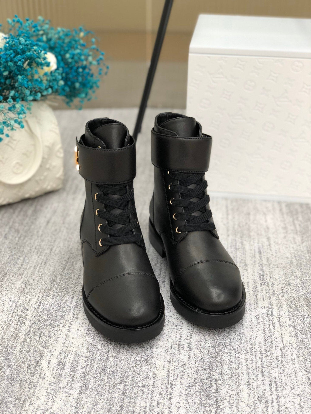 Louis Vuitton Wonderland Ranger Black