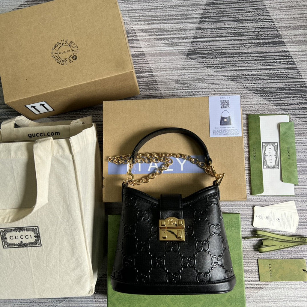 Gucci Small GG Shoulder Bag 25cm Black