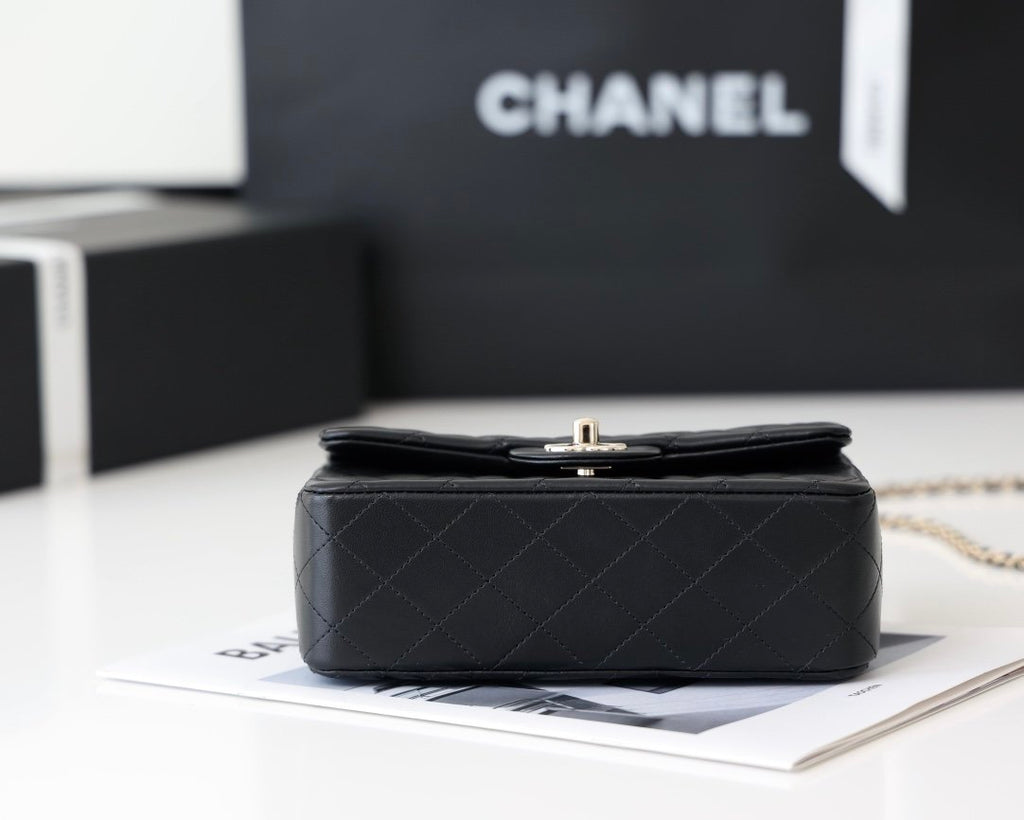 Chanel Mini Flapbag With Top Handle AS2431 20cm Black