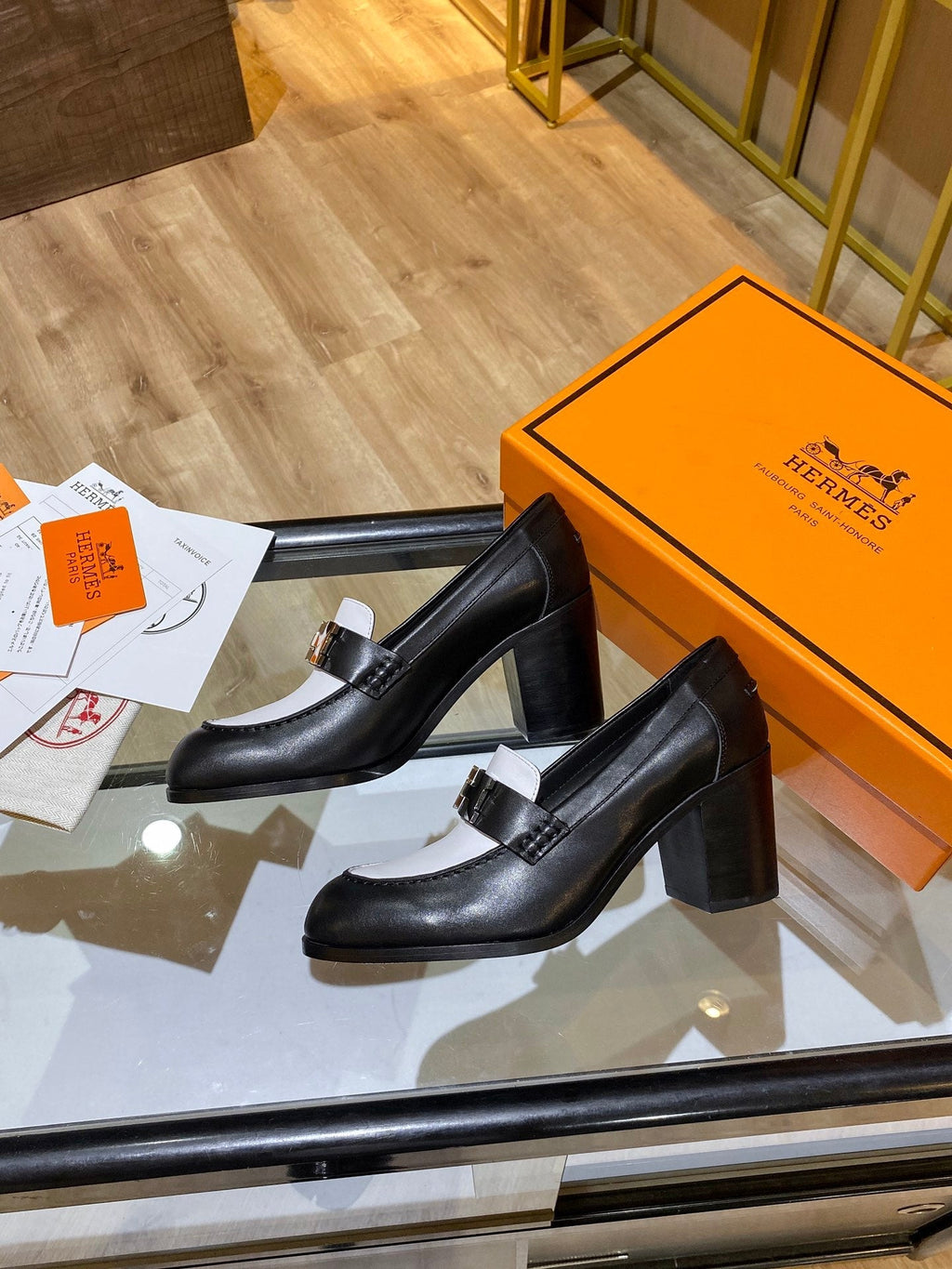 Hermes Elysee Pump Black/White