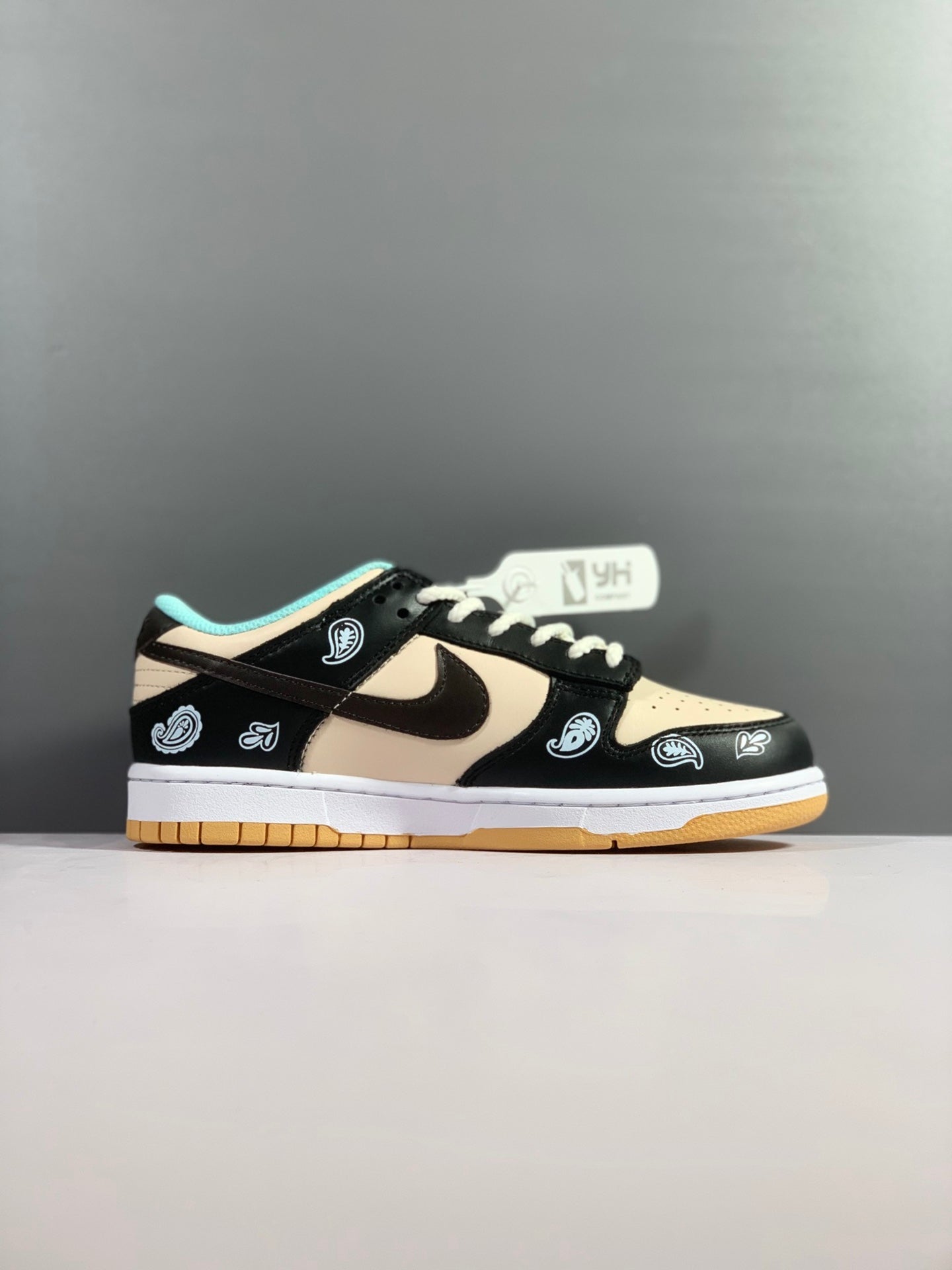 Nike SB Dunk Low Top