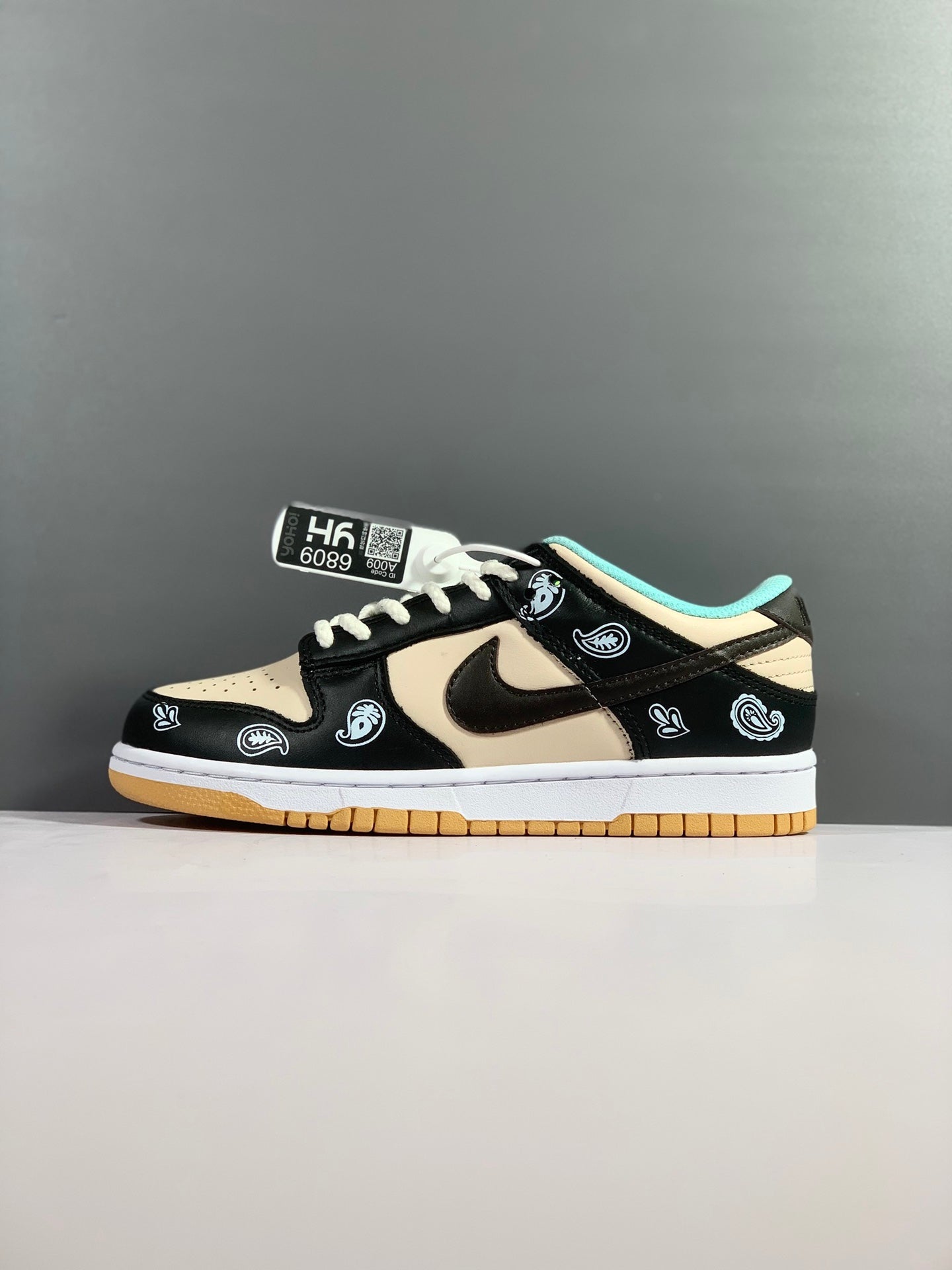 Nike SB Dunk Low Top