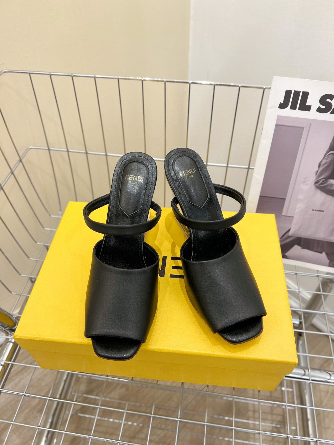 Fendi First Black