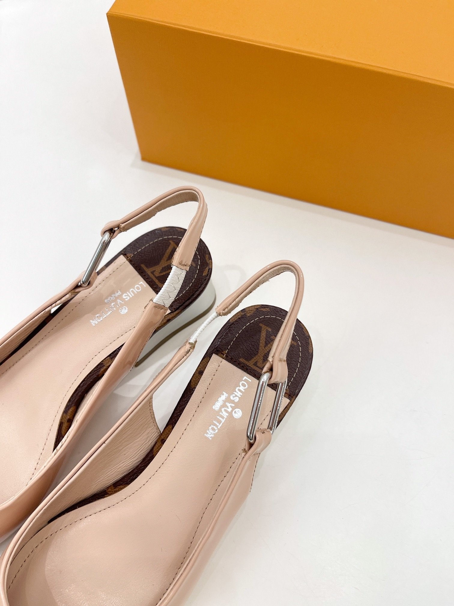 Louis Vuitton Magnetic Slingback Pump Nude