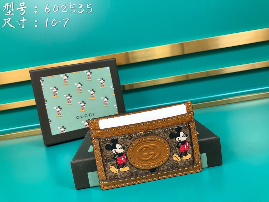 Gucci Disney Mickey Beige Cardholder 10cm