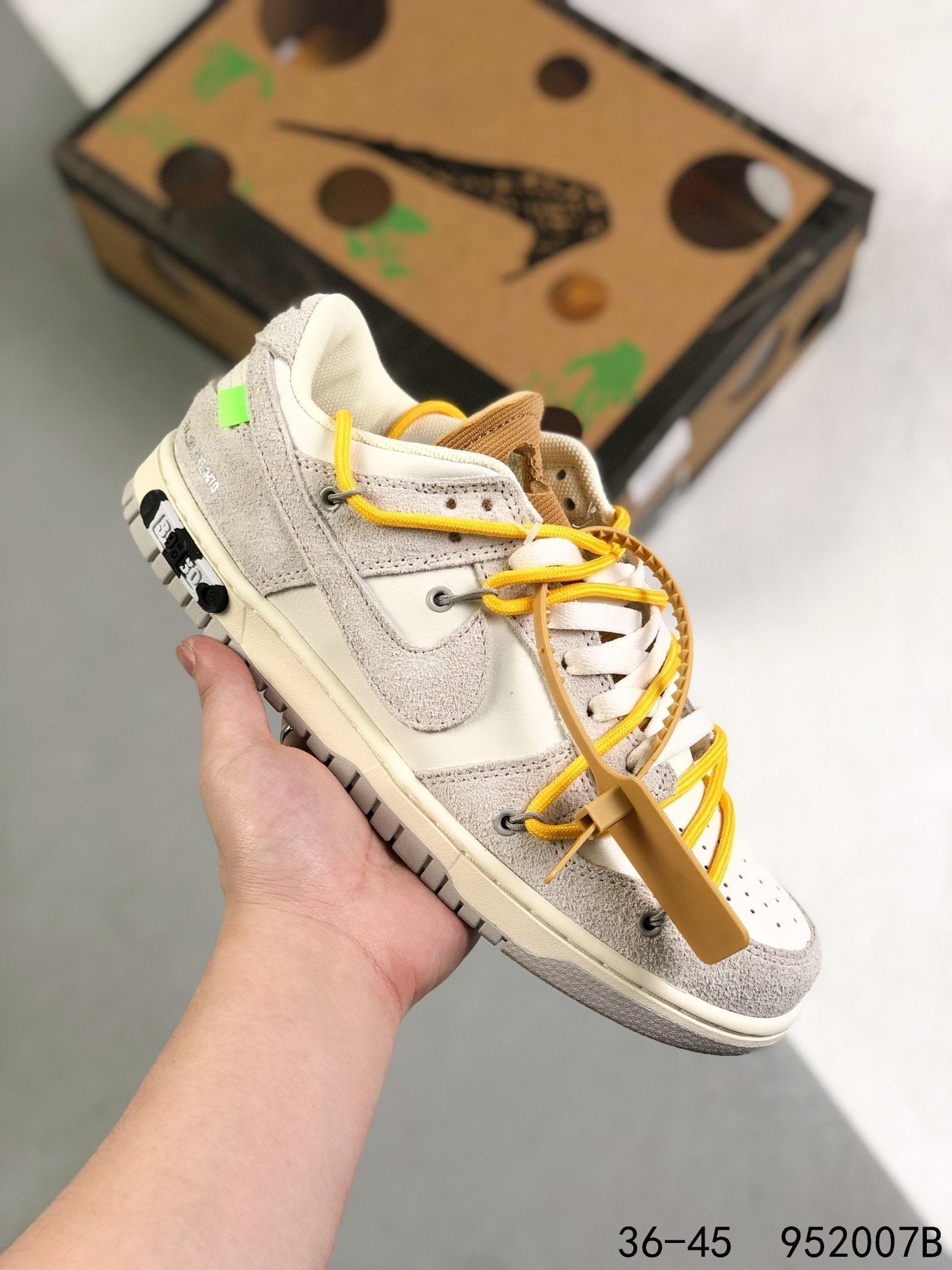 Nike Dunk Low Off-White Lot List