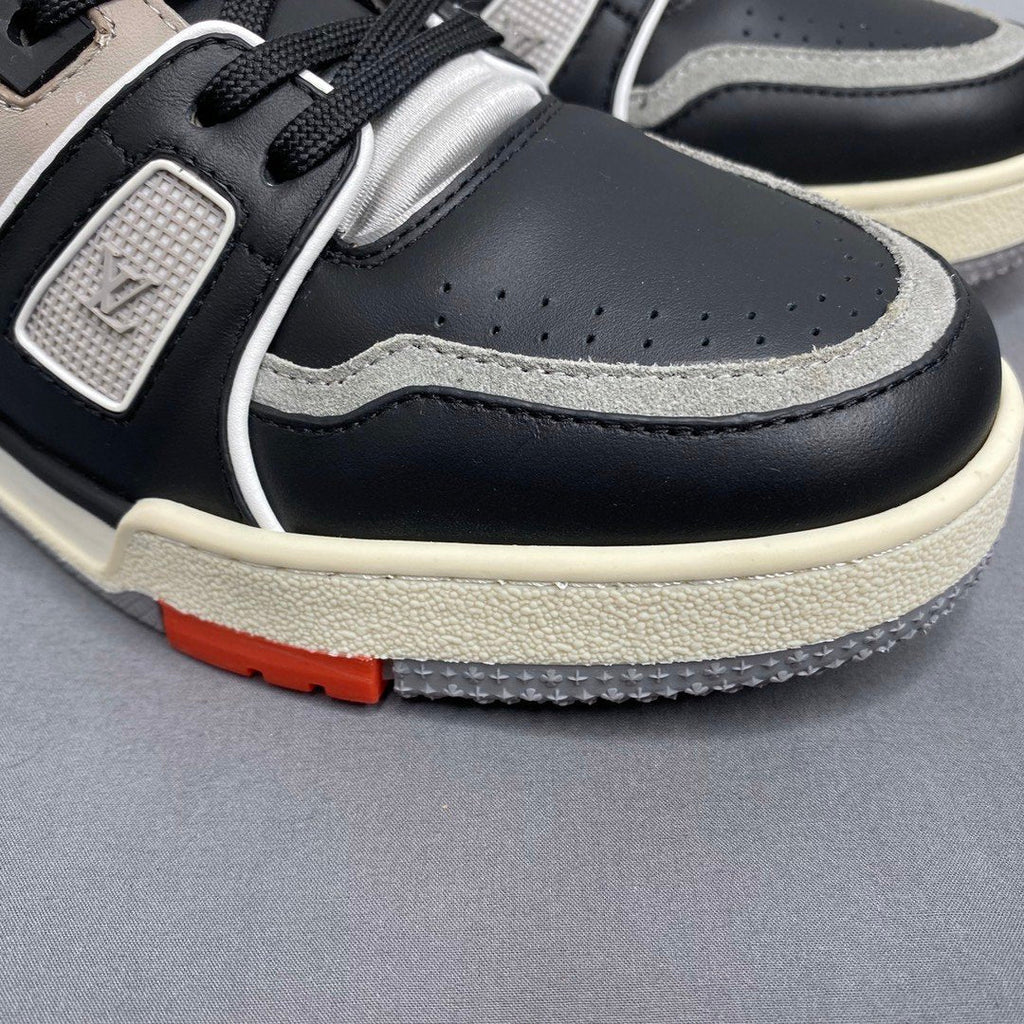Louis Vuitton Trainer Sneaker