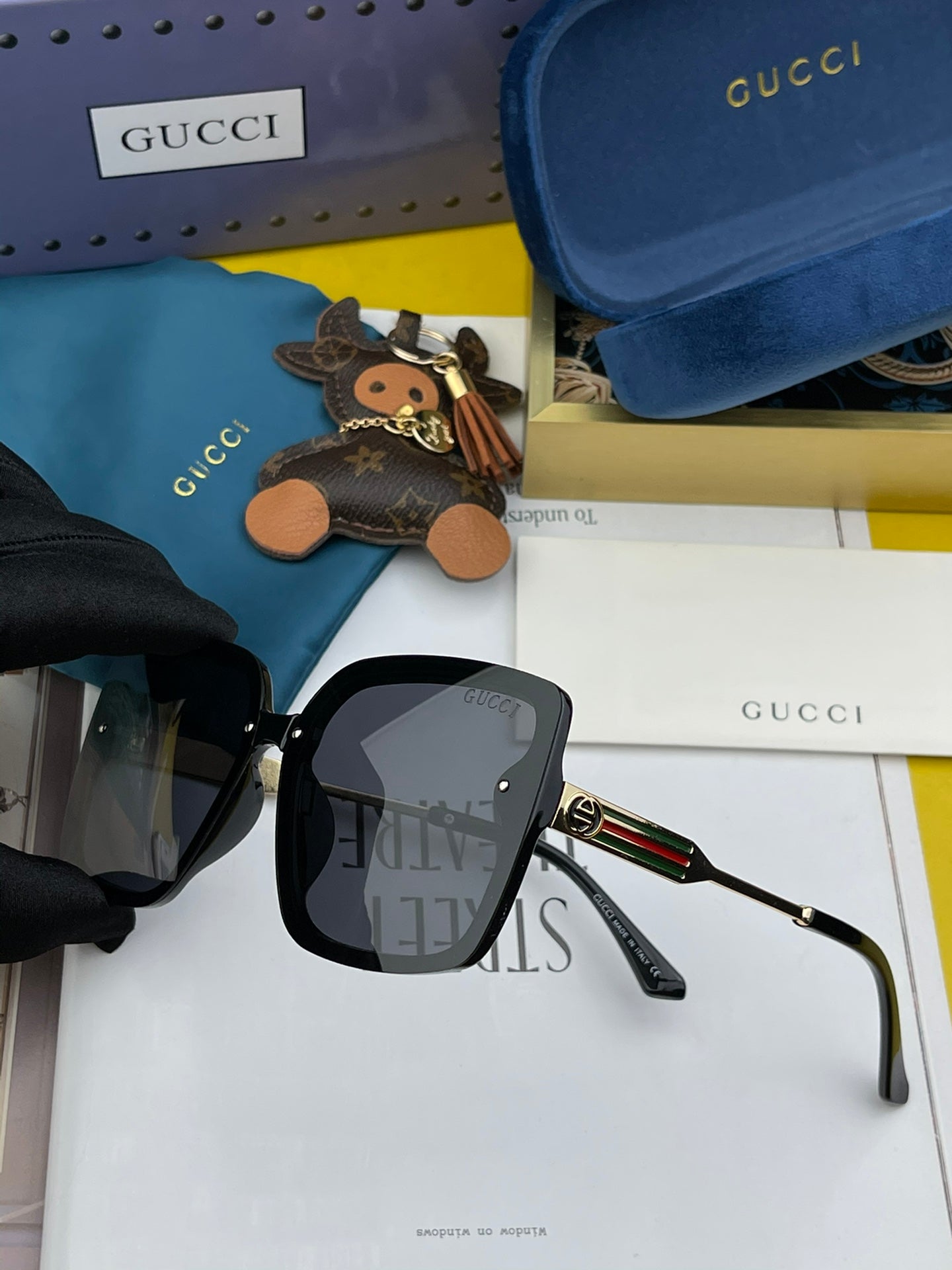 Gucci Rectangular Frame Sunglasses