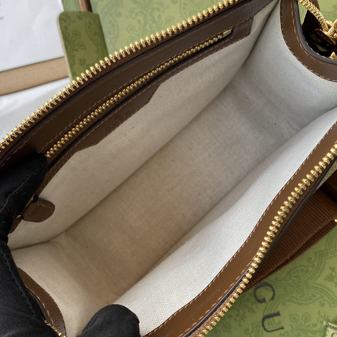 Gucci Messenger Bag With Interlocking G 21cm Beige