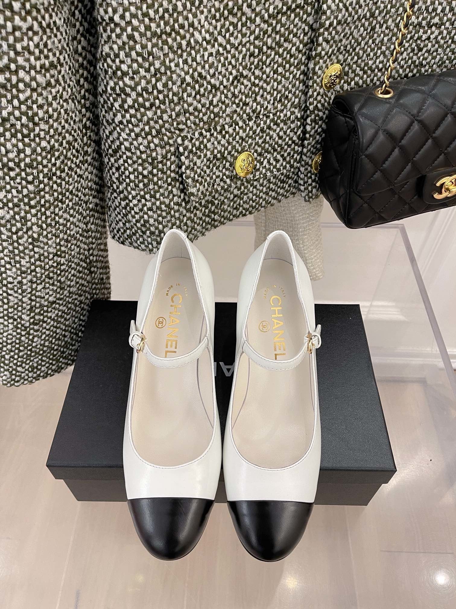 Chanel Open Shoes White