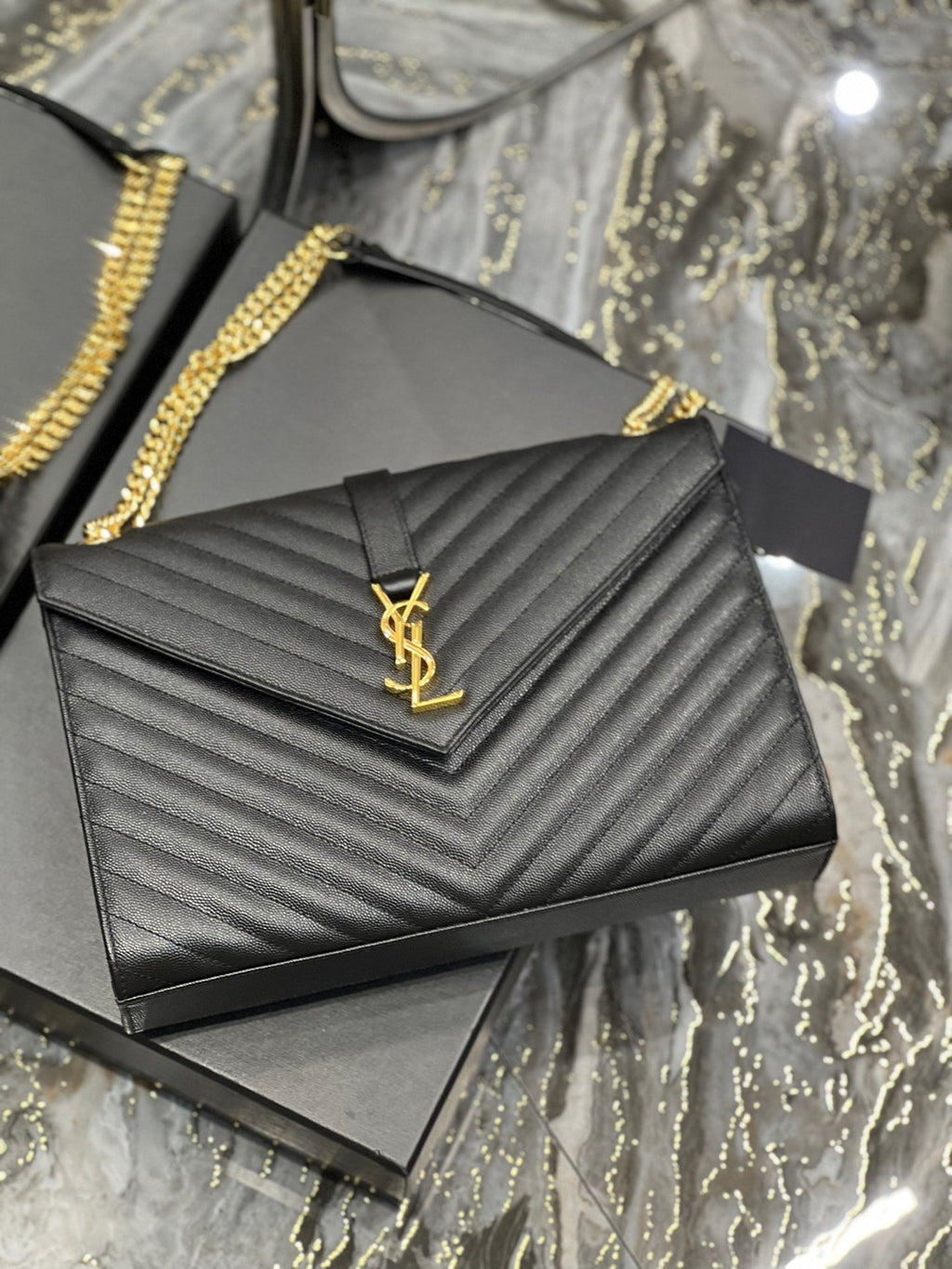 Saint Laurent College Large Chain Bag 32cm Black