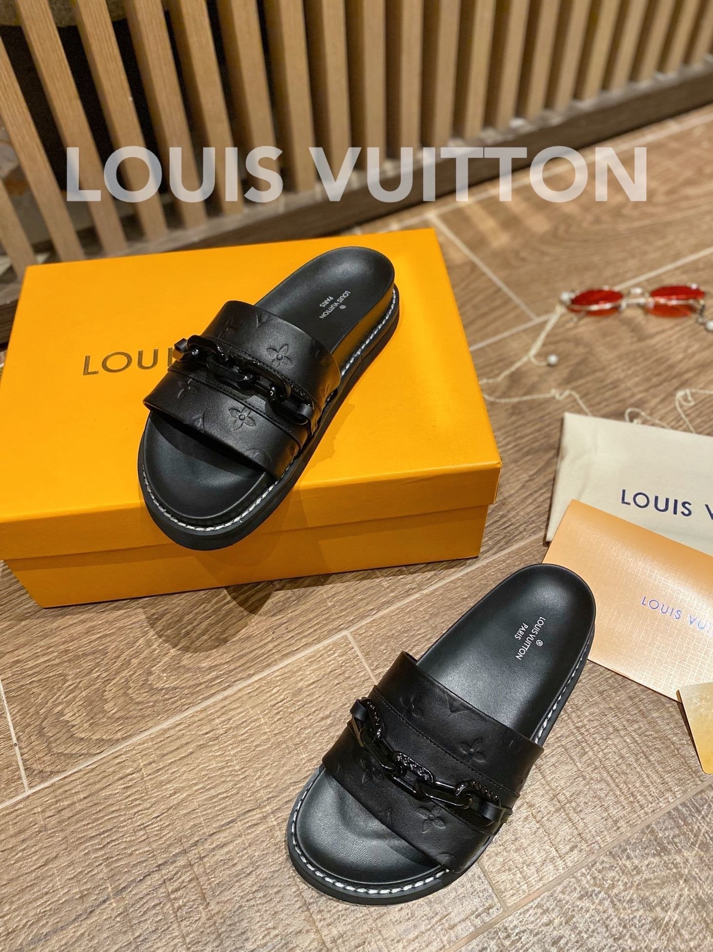 Louis Vuitton Unset Flat Comfort Mule Black