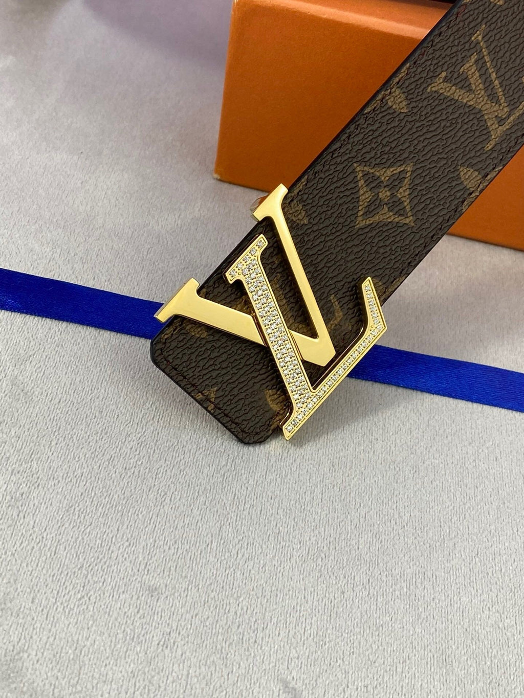 Louis Vuitton Initiales Reversible