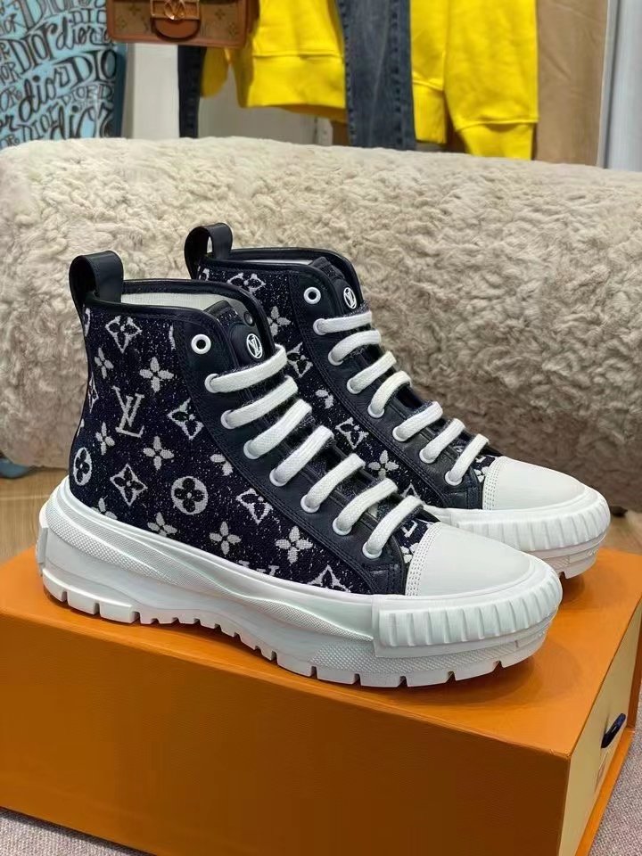 Louis Vuitton Squad Sneaker Boots Black