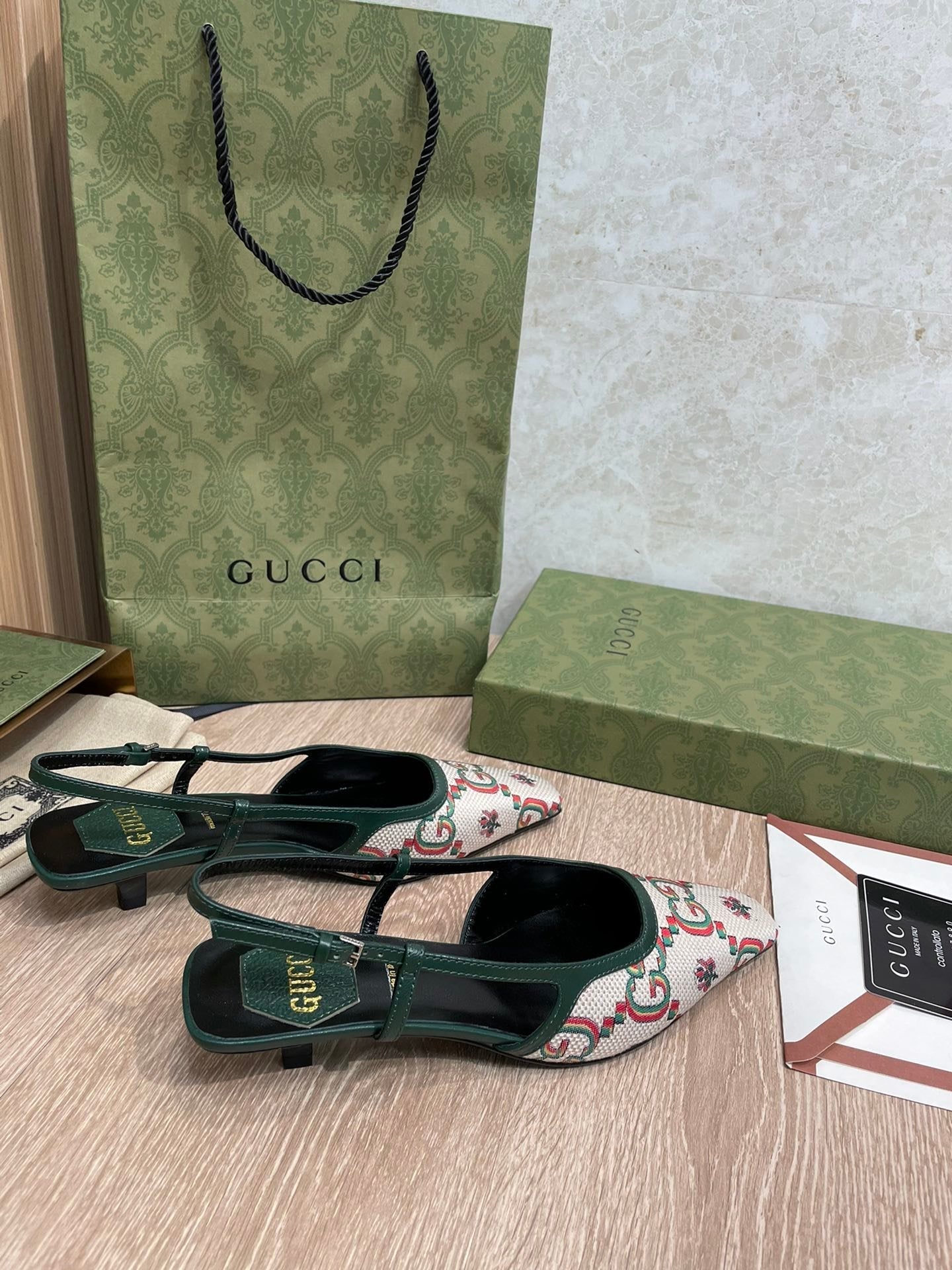 Gucci Slingback Pumps Beige