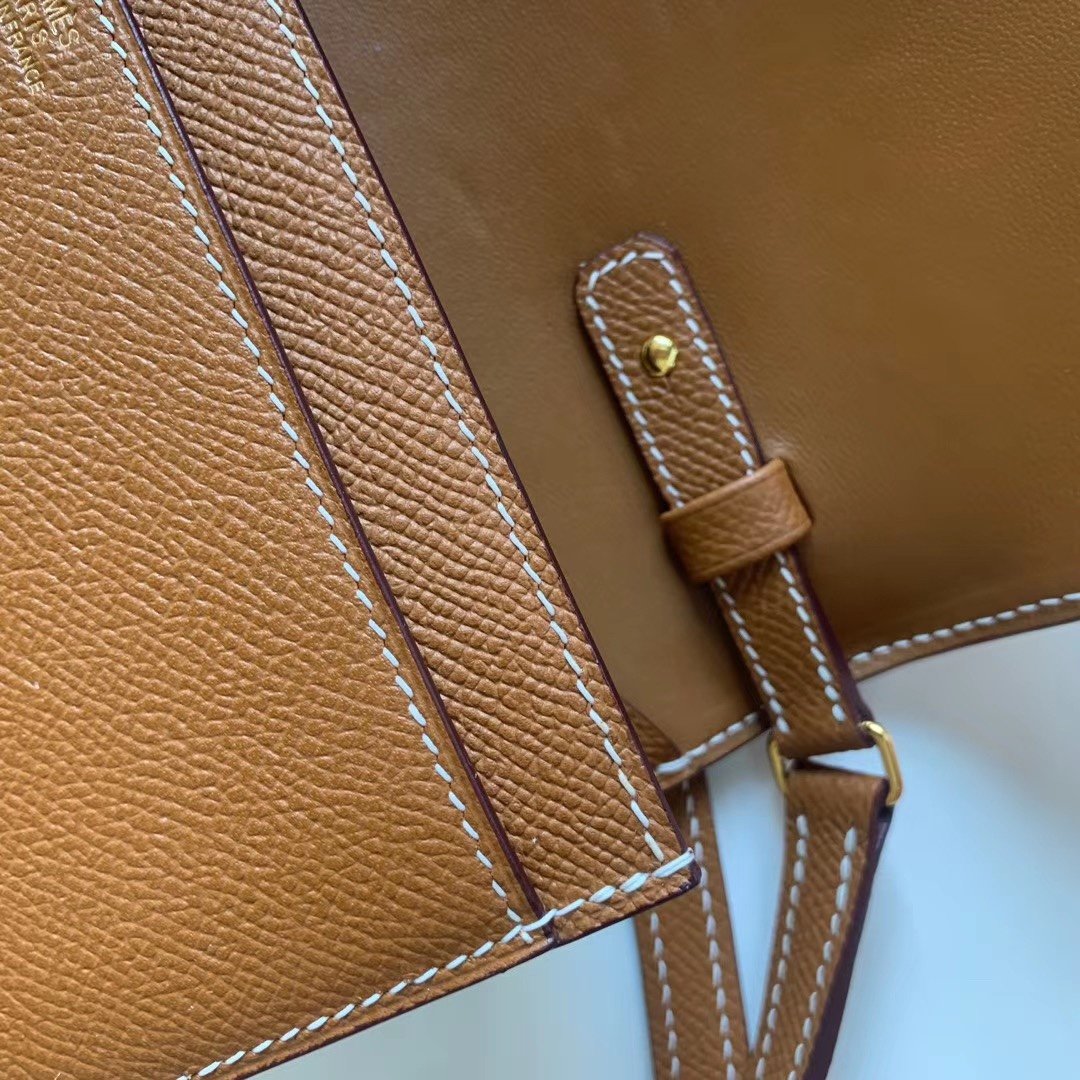 Hermes Constance Togo 21cm Brown
