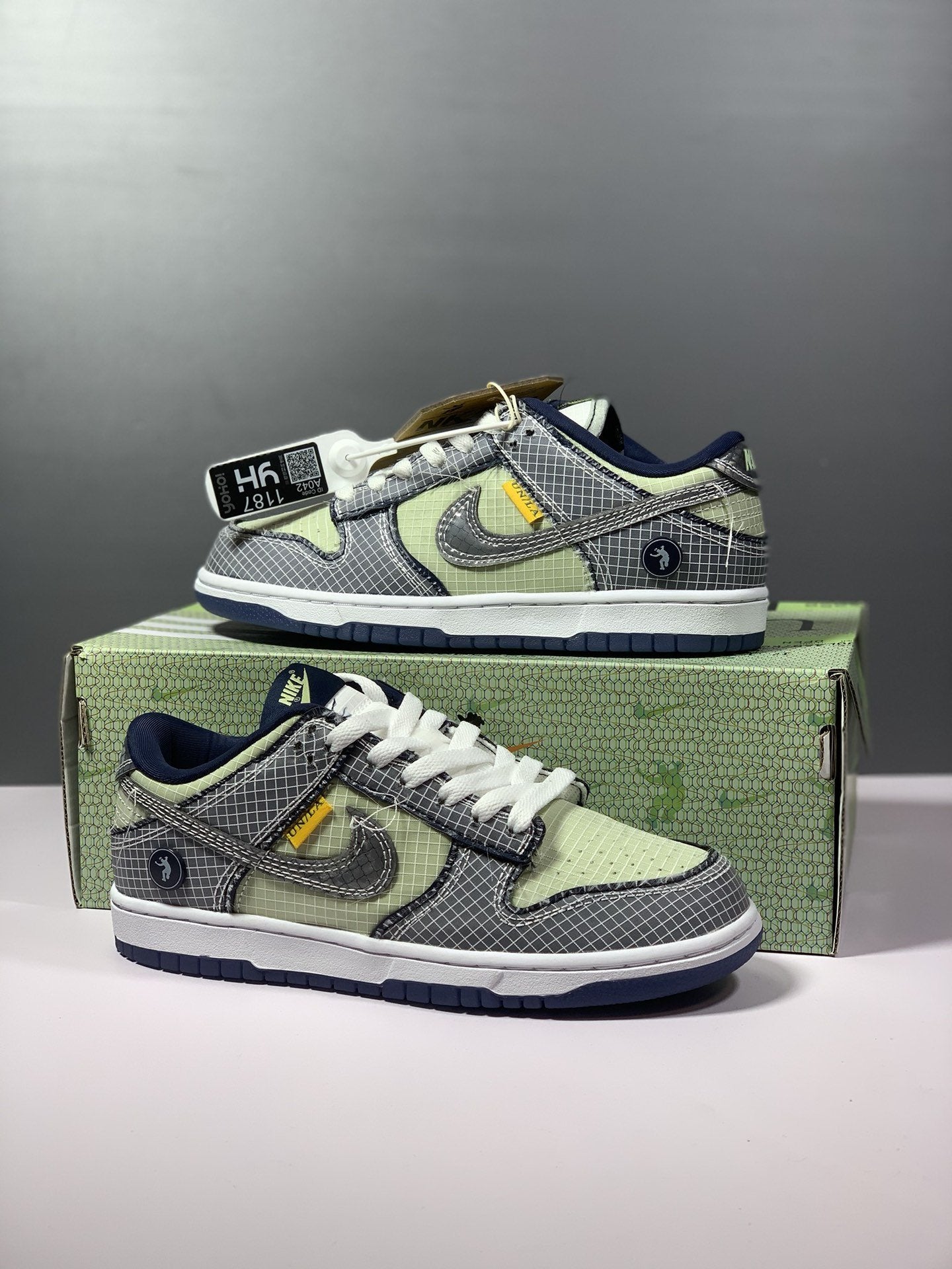 Union x Nike Dunk Low Pistachio Green