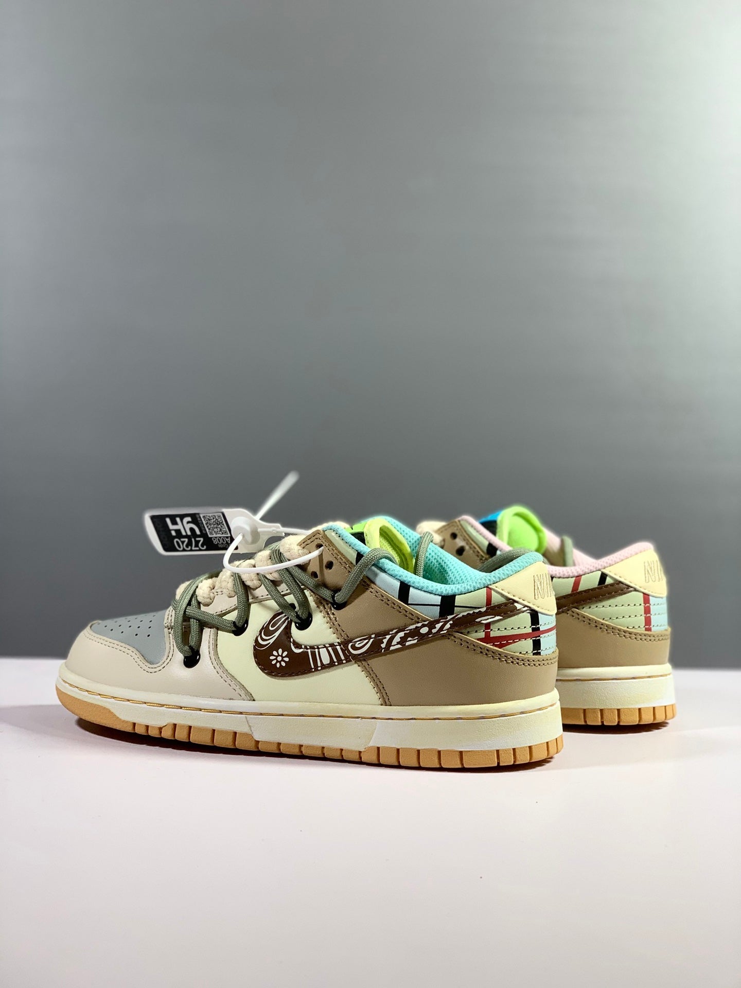 Nike SB Dunk Low Top
