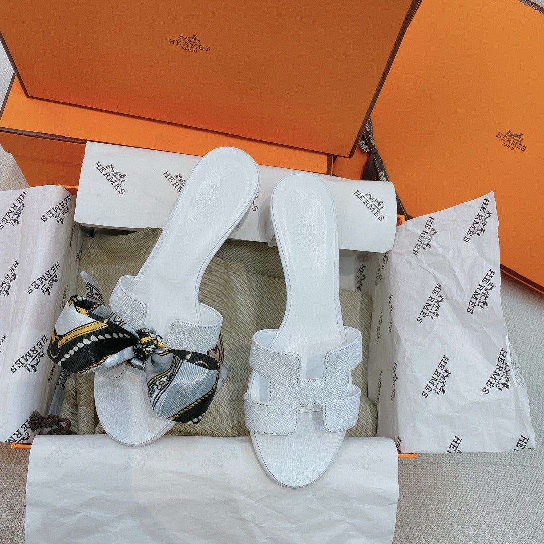 Hermes Oasis White