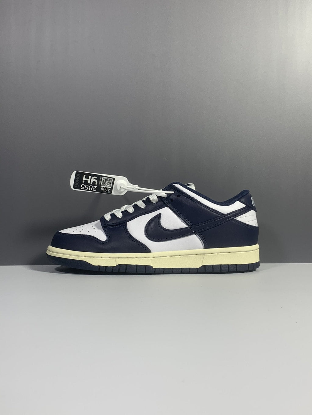 Nike Wmns Dunk Low Vintage Black