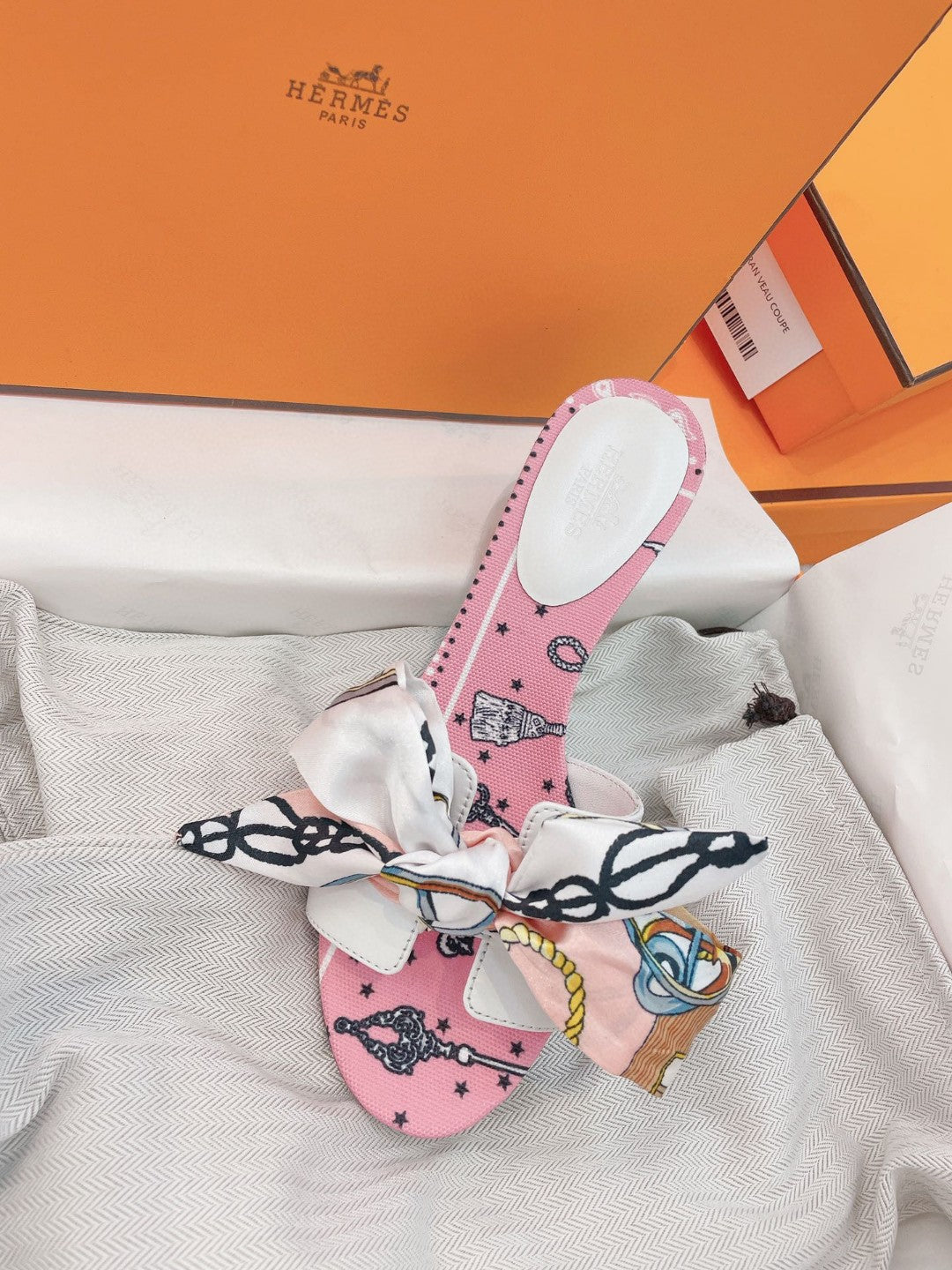 Hermes Oasis Pink