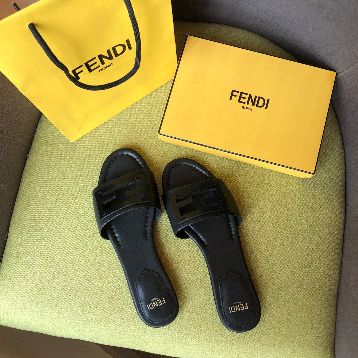Fendi Baguette Black
