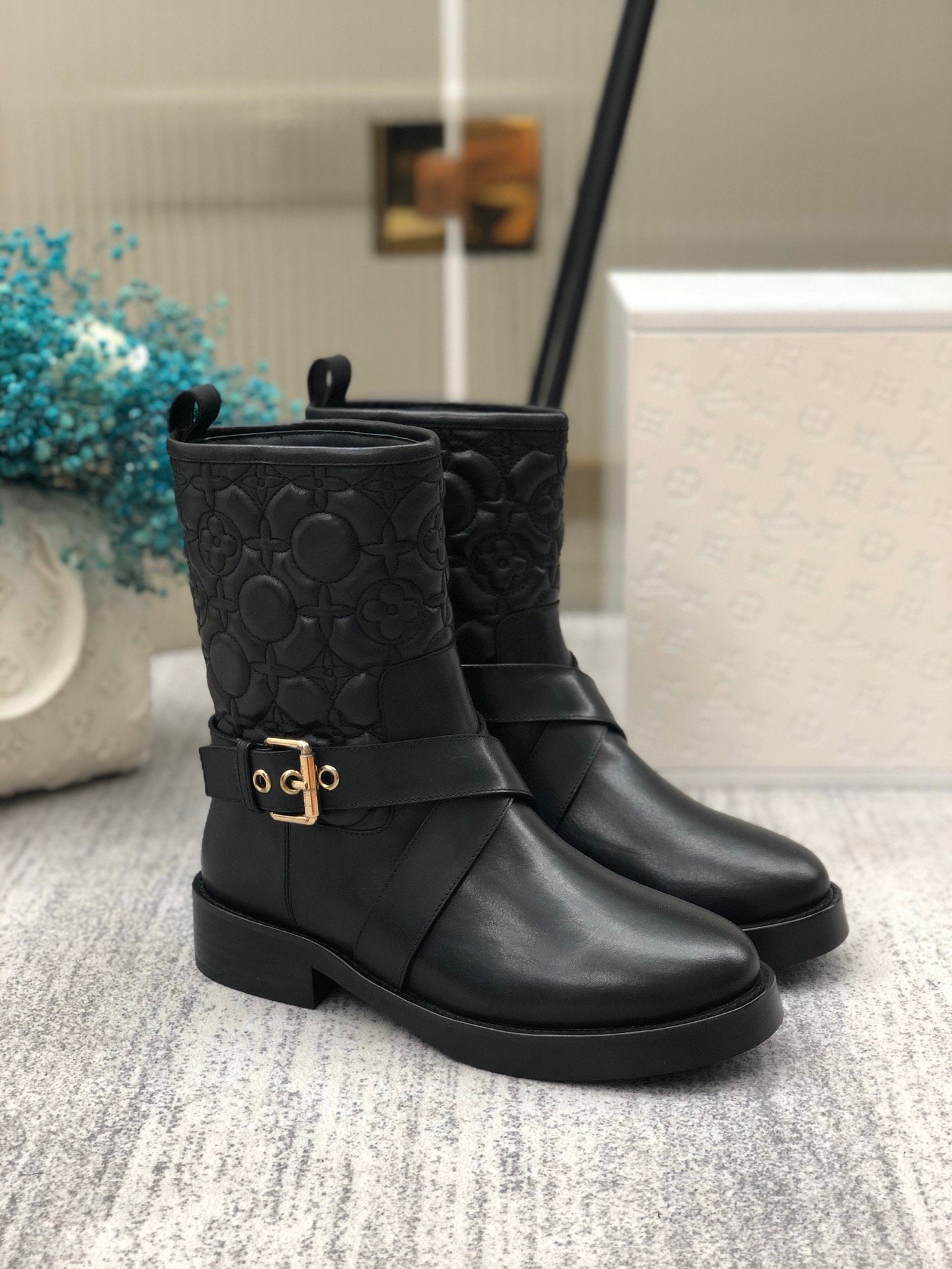 Louis Vuitton Discovery Flat Ankle Boot Black