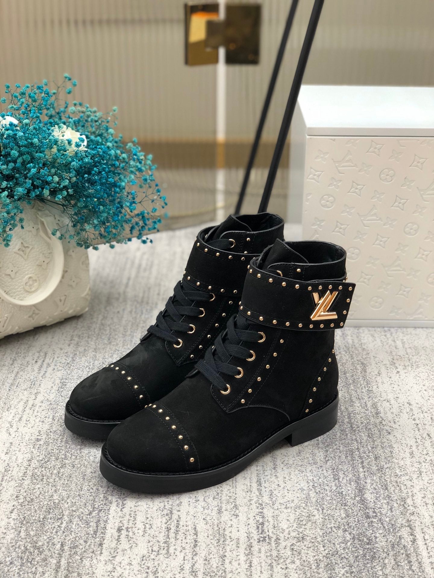 Louis Vuitton Wonderland Ranger Black