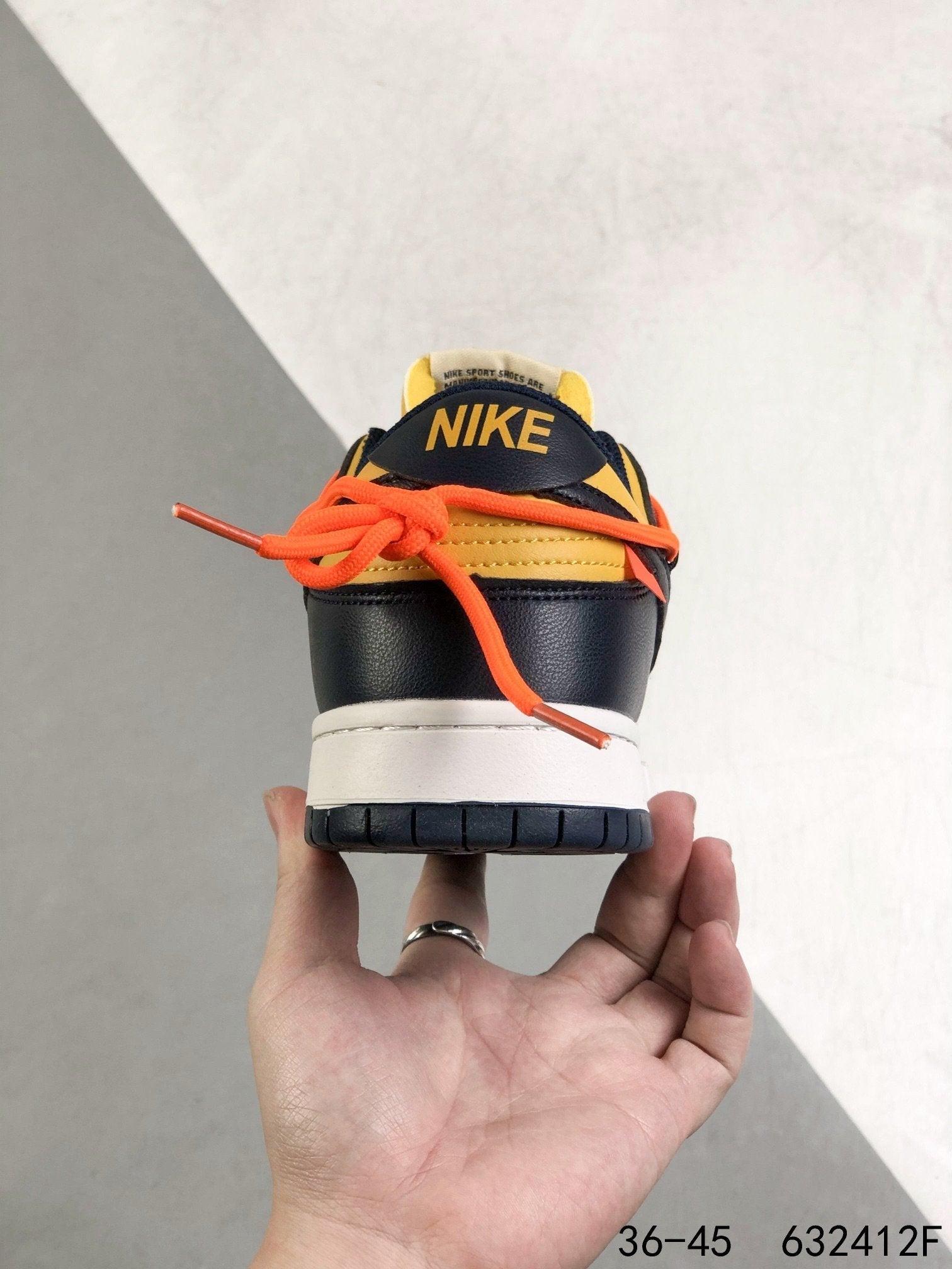 Nike Dunk Low Off-White Lot List