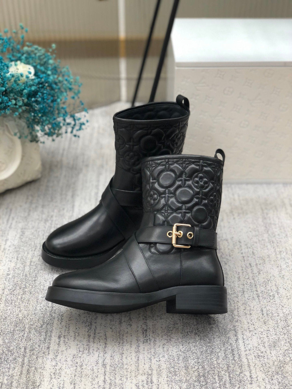 Louis Vuitton Discovery Flat Ankle Boot Black