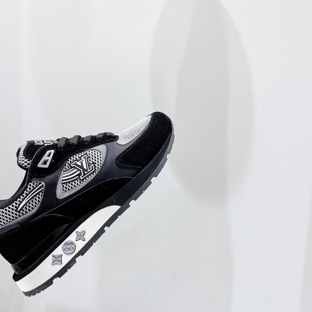 Louis Vuitton Run Sneaker Black