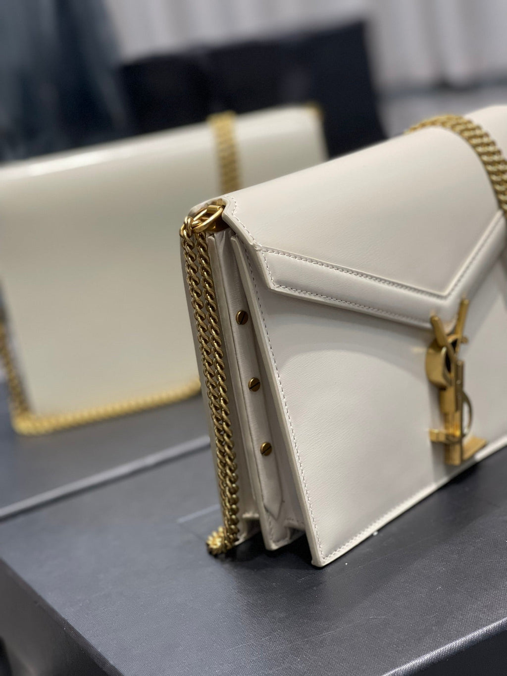 Saint Laurent Cassandra Medium Chain Bag In Grain De Poudre Embossed 22cm White