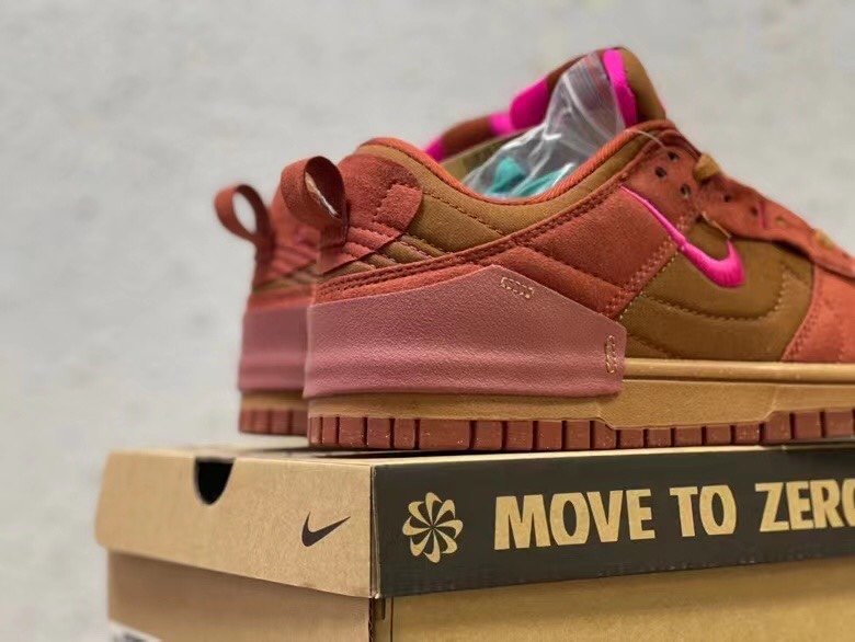 Nike Wmns Dunk Low Disrupt 2 Desert Bronze