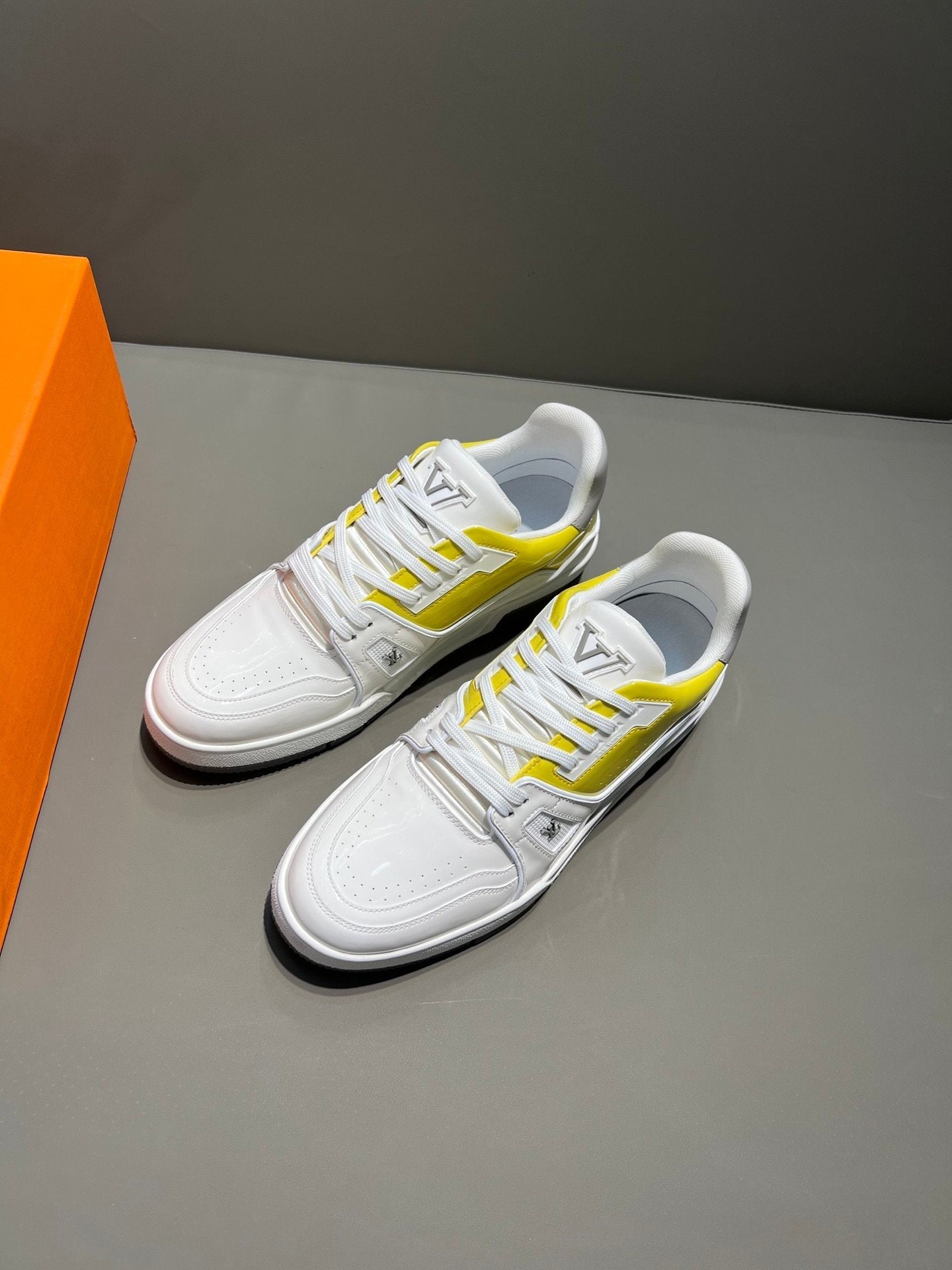 Louis Vuitton Trainer Sneaker