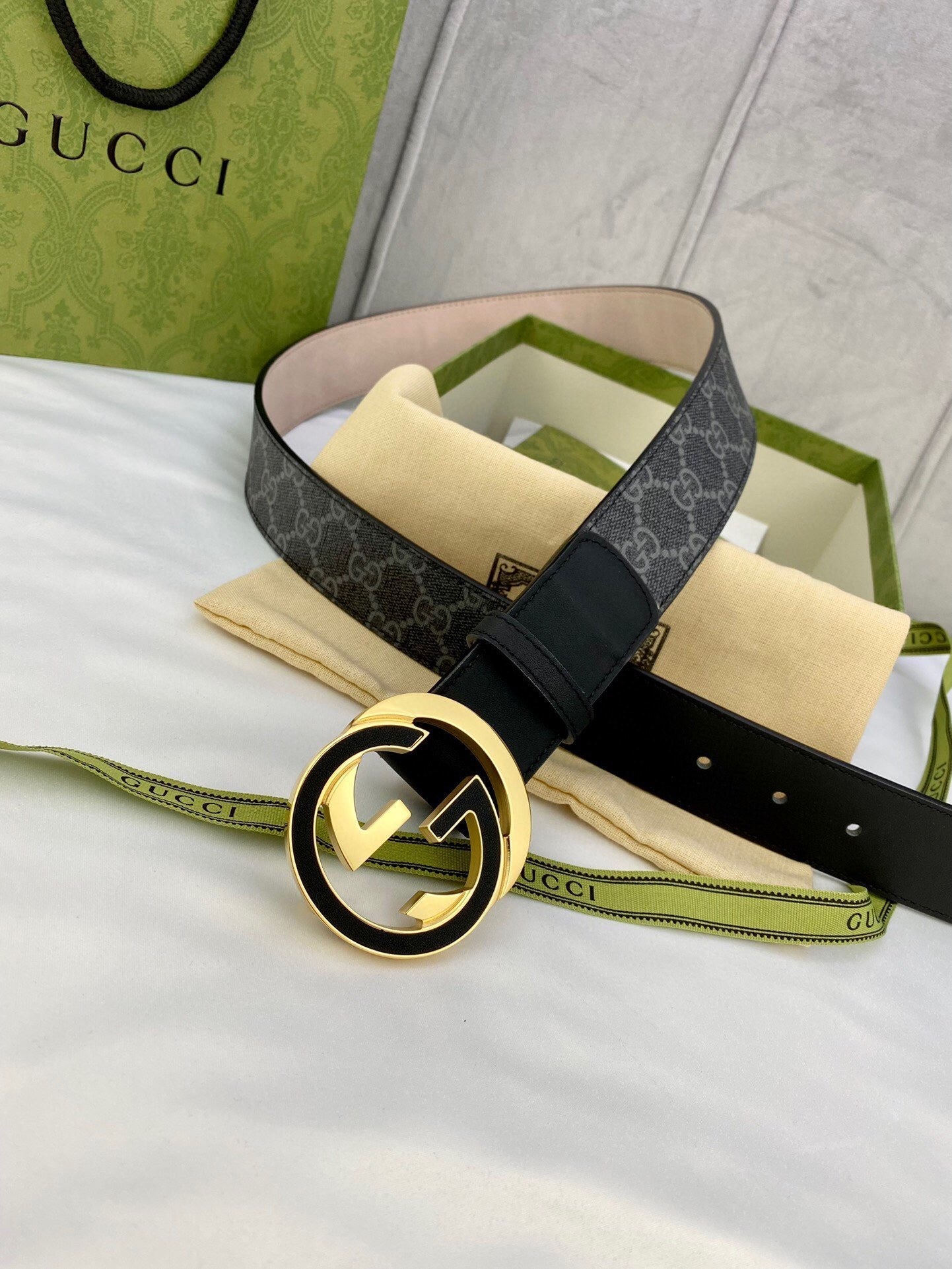 Gucci Marmont Reversible Belt