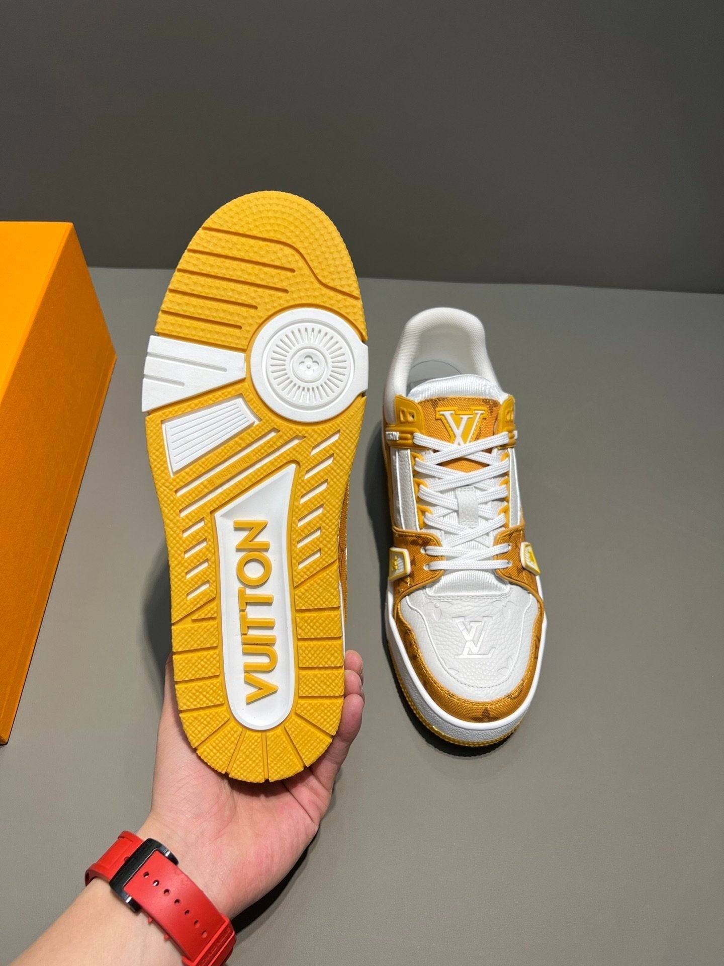 Louis Vuitton Trainer Sneaker