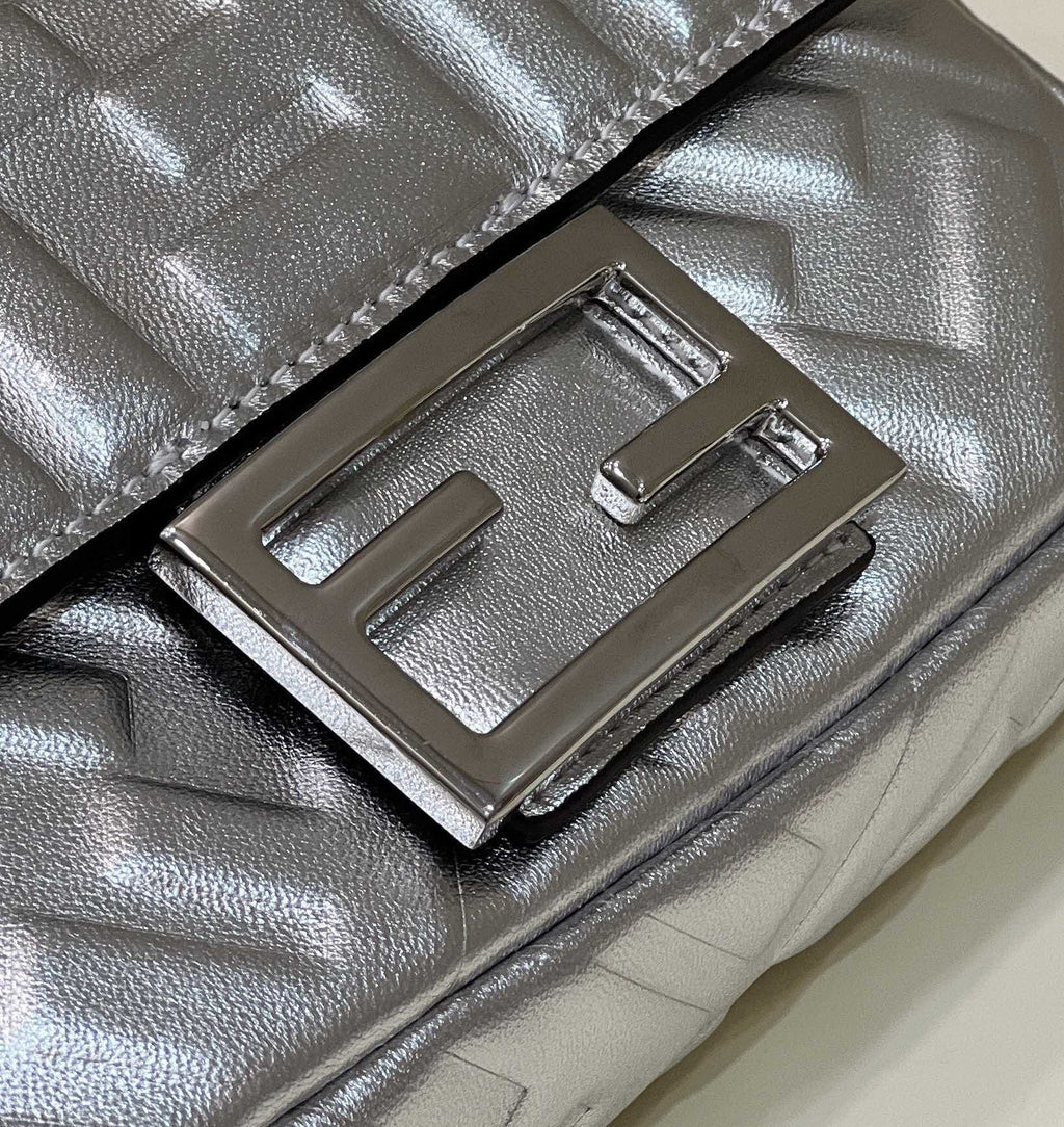 Fendi Baguette Bag 19cm Silver