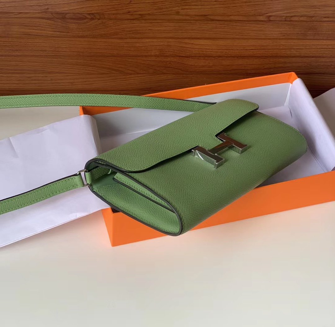 Hermes Constance Togo 21cm Green