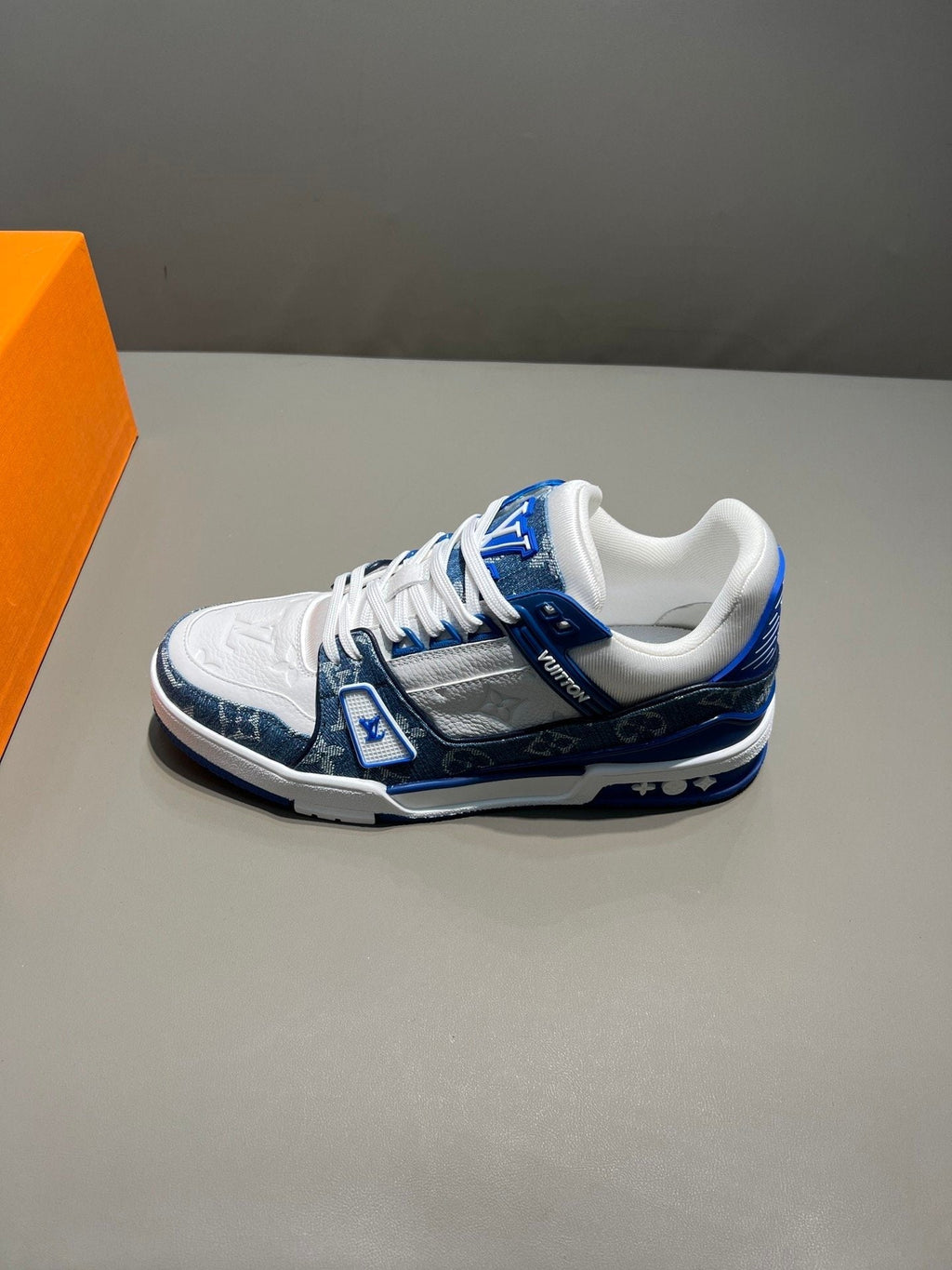 Louis Vuitton Trainer Sneaker