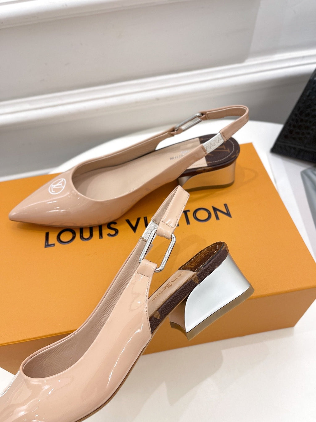 Louis Vuitton Magnetic Slingback Pump Nude