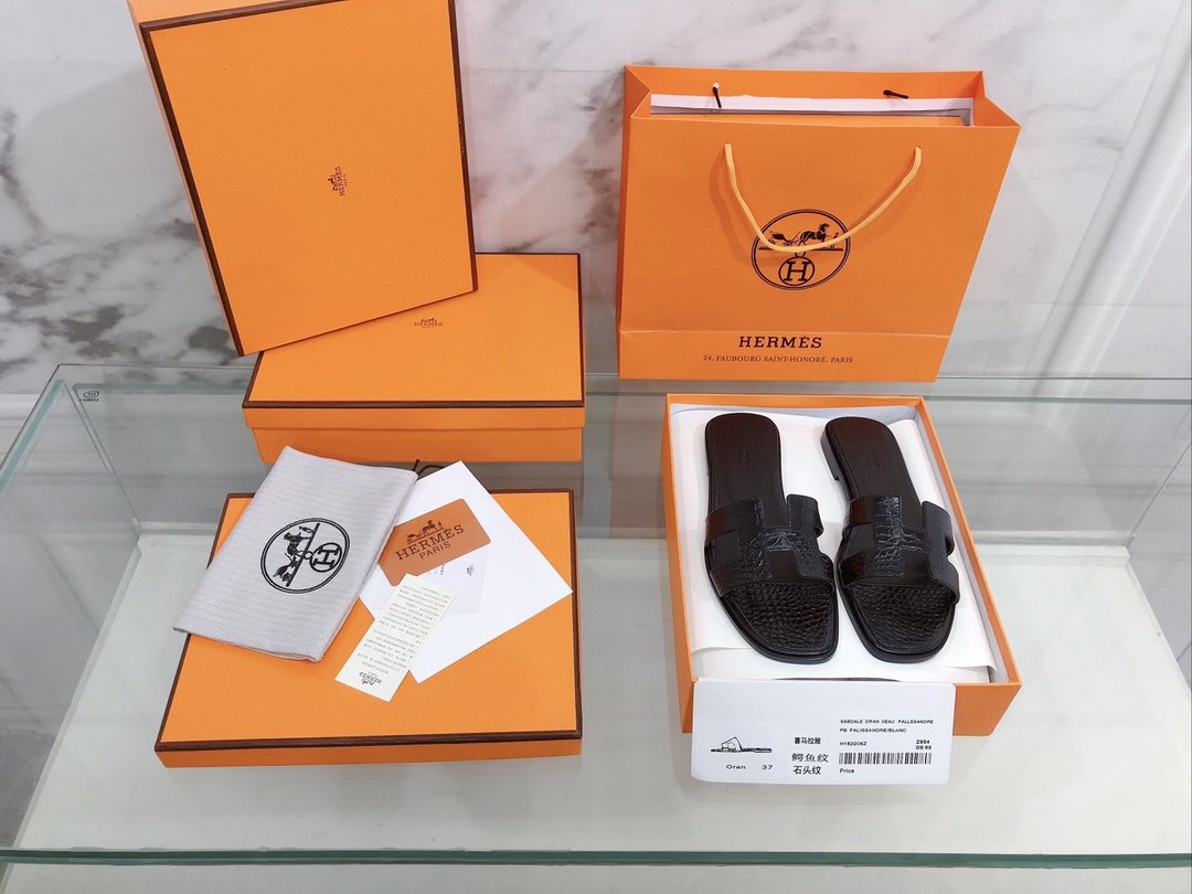 Hermes Oran Sandal Black