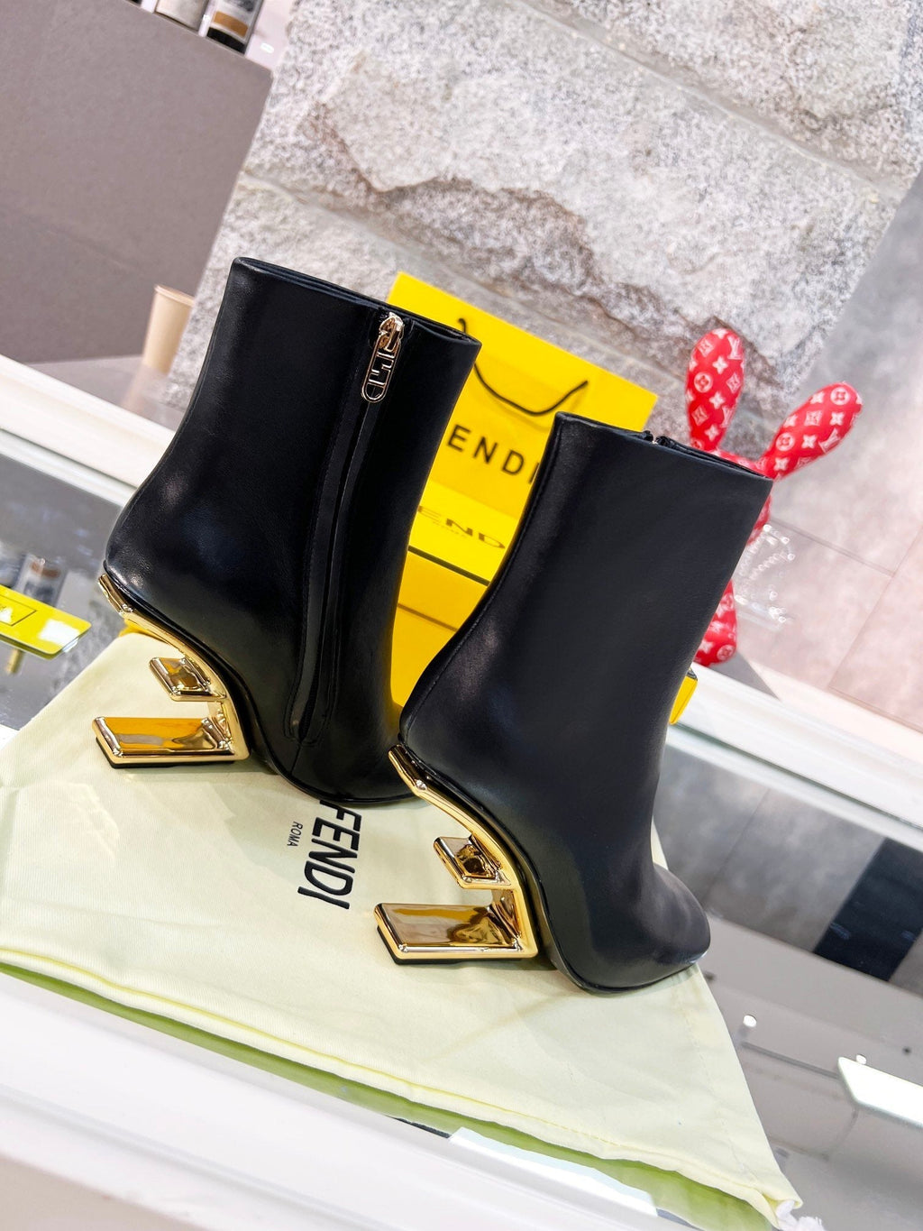 Fendi First Black