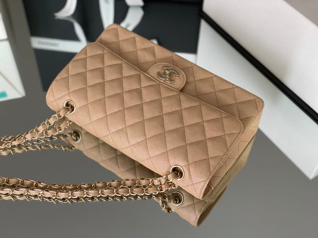 Chanel Classic Flapbag Gold Hardware 26cm