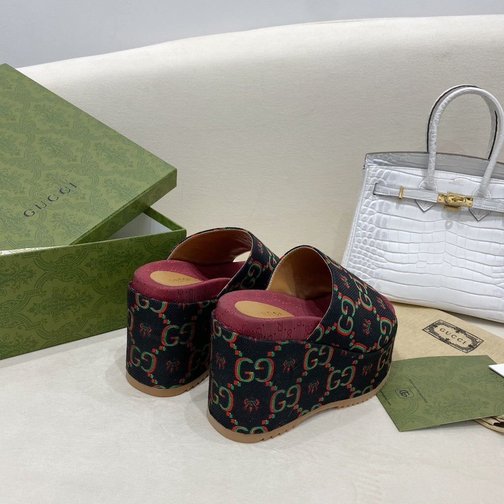 Gucci Platform Slide Sandal Black