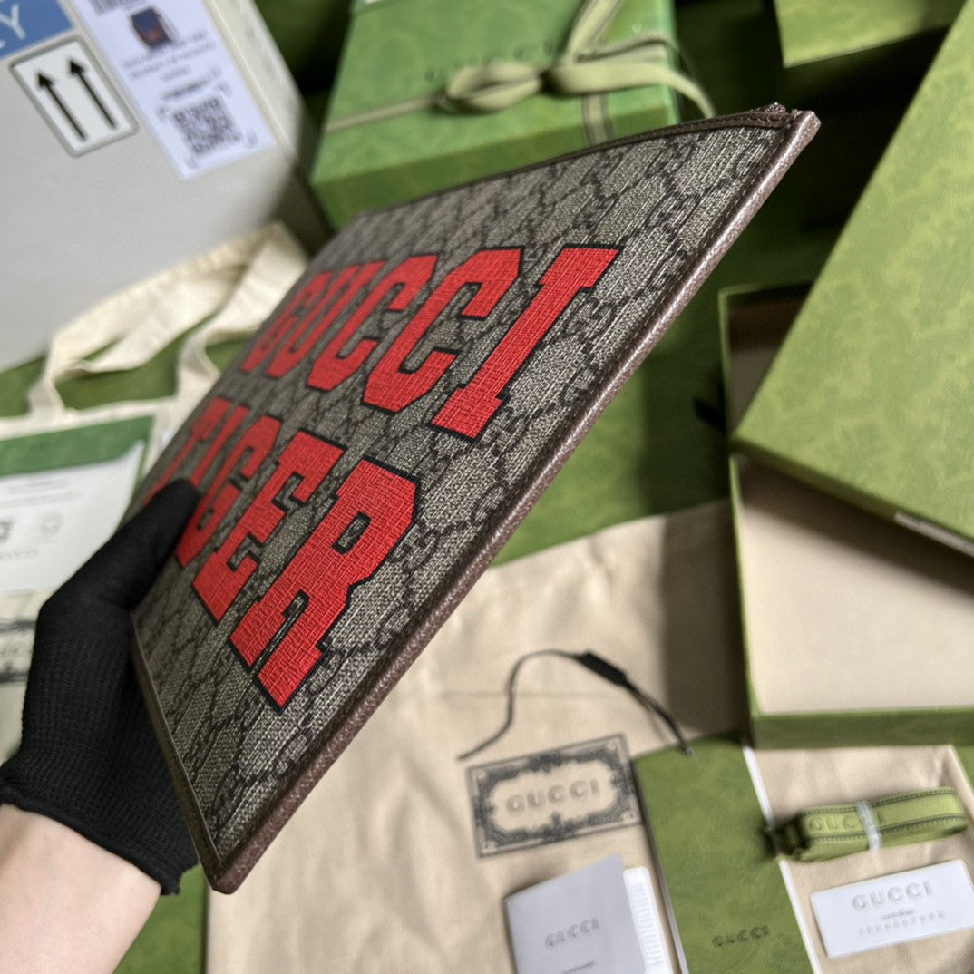 Gucci Tiger Clutch 28cm Brown