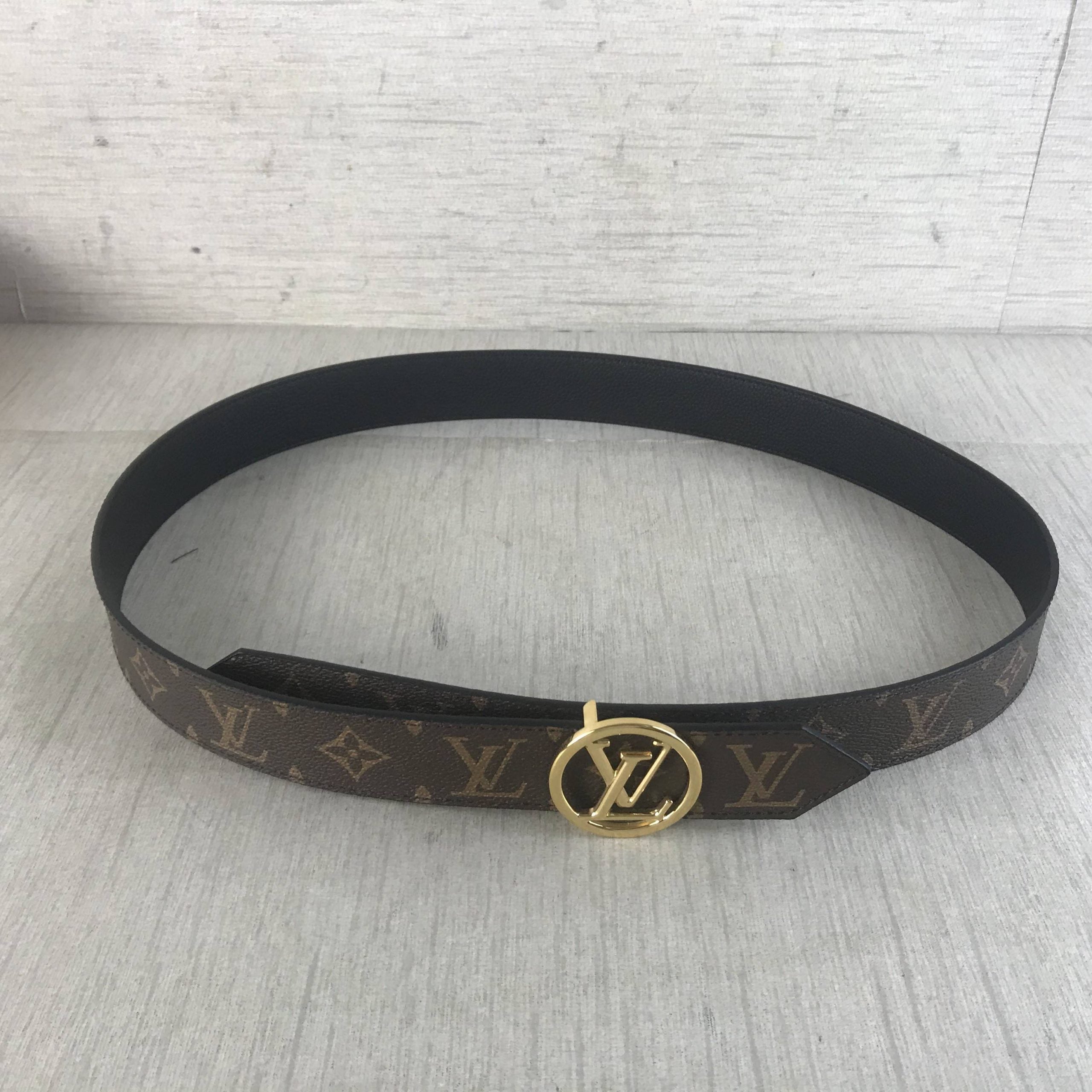 Louis Vuitton Cricle LV Initiales Belt Brown