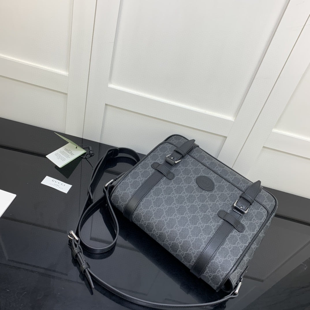 Gucci Messenger Bag 28cm Black