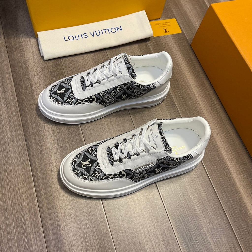 Louis Vuitton Trainer Sneaker
